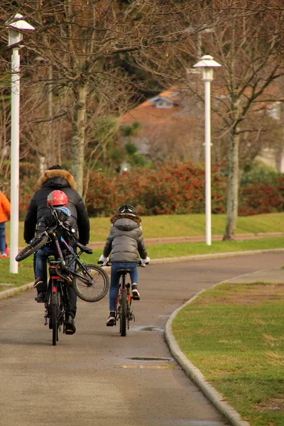 Biking Urban Environment — Stock Photo, Image