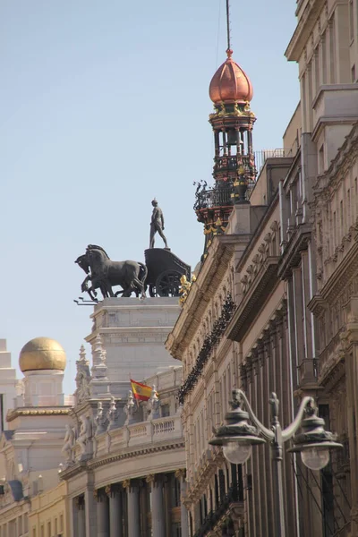 Die Klassische Architektur Der Innenstadt Von Madrid — Stockfoto
