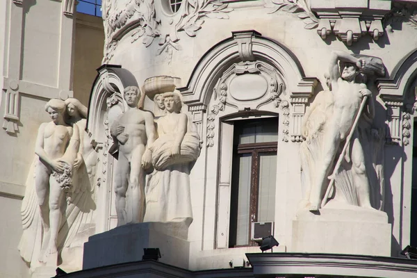 马德里市中心的古典建筑 — 图库照片