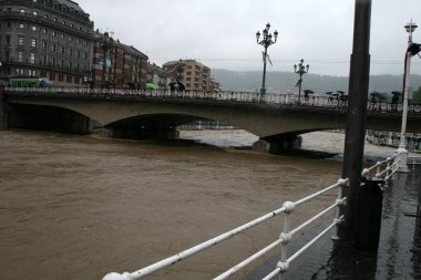 Bilbao Nehri manzarası