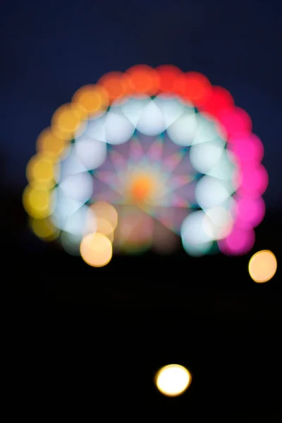 Blick Auf Ein Riesenrad Bei Nacht — Stockfoto