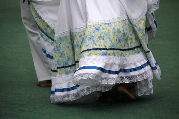 Danse Folklorique Colombienne Dans Festival Rue — Photo