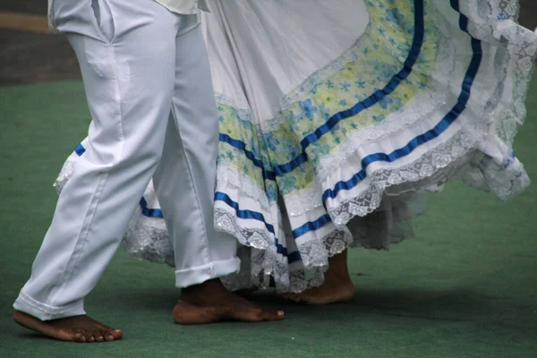 Колумбийский Народный Танец Уличном Фестивале — стоковое фото