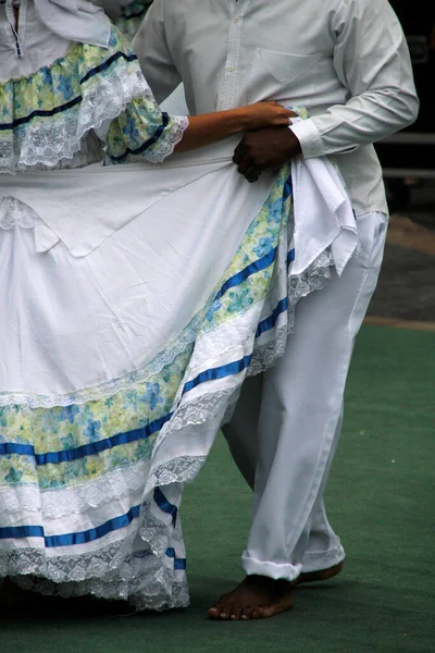 Danse Folklorique Colombienne Dans Festival Rue — Photo