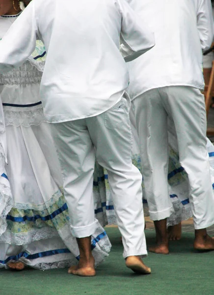 Kolumbianische Volkstanzaufführung Bei Einem Straßenfest — Stockfoto