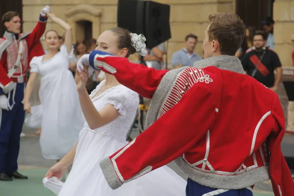 Poolse Danstentoonstelling Een Straatfestival — Stockfoto