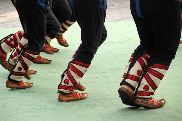 Makedon Halk Dansları Bir Sokak Festivalinde — Stok fotoğraf