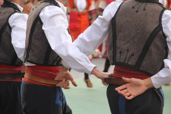 Mazedonischer Volkstanz Auf Einem Straßenfest — Stockfoto