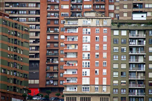 毕尔巴鄂市的城市景观 — 图库照片