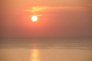 Yaz günü alacakaranlık.