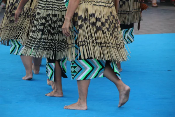 Okyanusyalı Dansçılar Bir Sokak Festivalinde — Stok fotoğraf