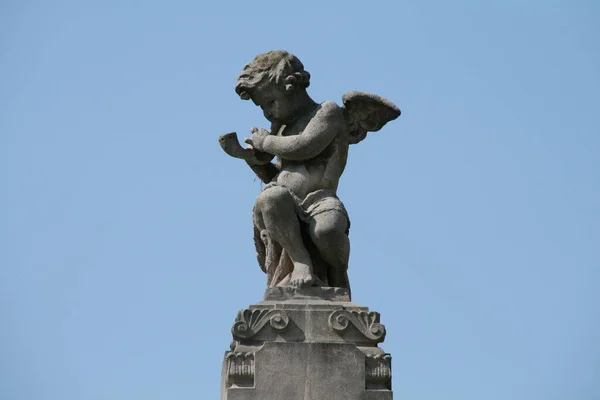 Statua Centrum Bilbao — Zdjęcie stockowe