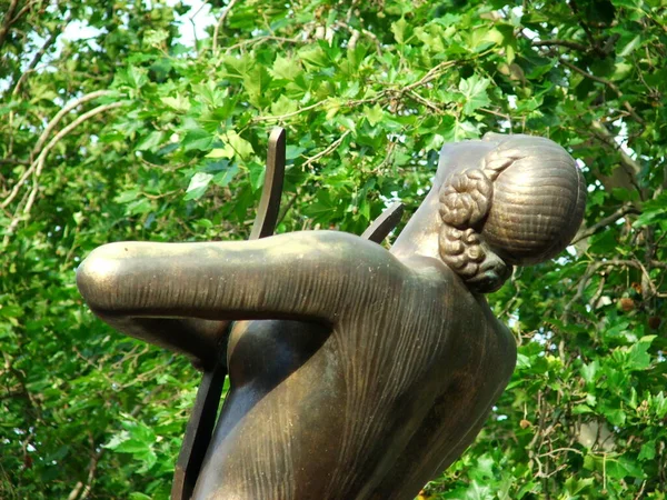Статуя Центре Бильбао — стоковое фото