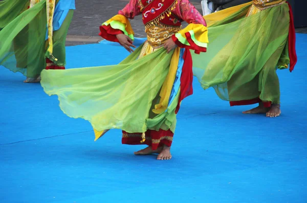Индонезийский Народный Танец Уличном Фестивале — стоковое фото