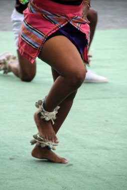 Bir sokak festivalinde Güney Afrika dansı