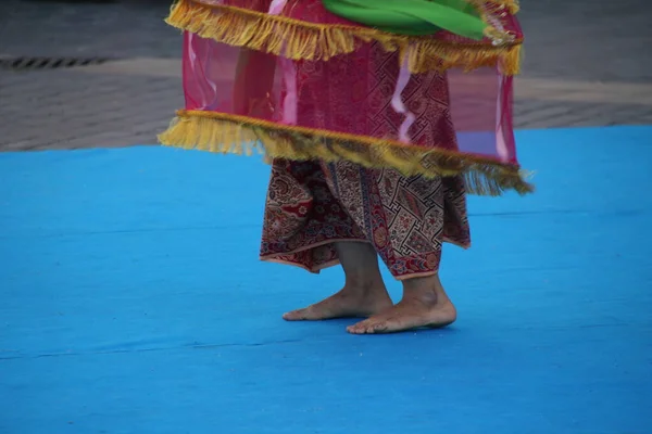 Indonezyjski Taniec Ludowy Festiwalu Ulicznym — Zdjęcie stockowe