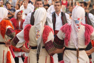 Makedonya 'dan halk dansları sokak festivalinde