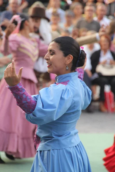 Sokak Festivalinde Arjantinli Halk Dansları — Stok fotoğraf