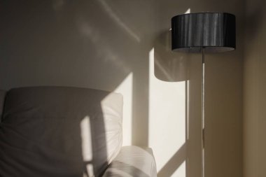 Modern lamba bir odada