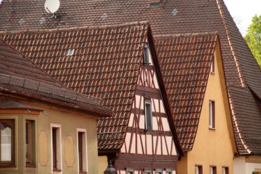 Eski Nuremberg kasabasında inşa ediliyor.