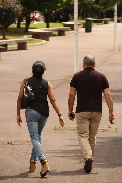 Pessoas Andando Rua — Fotografia de Stock