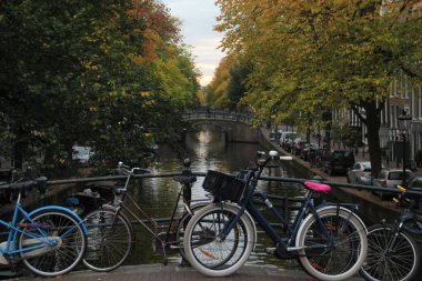 Amsterdam şehir merkezi manzarası