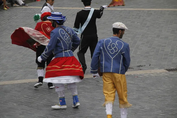 Dança Basca Tradicional Festival Folclórico — Fotografia de Stock