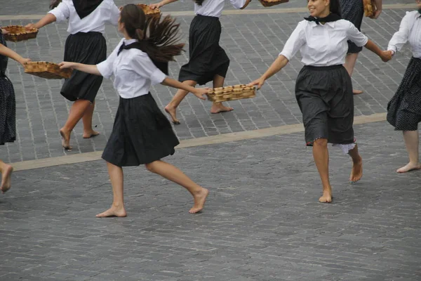 Παραδοσιακός Χορός Basque Ένα Λαϊκό Φεστιβάλ — Φωτογραφία Αρχείου