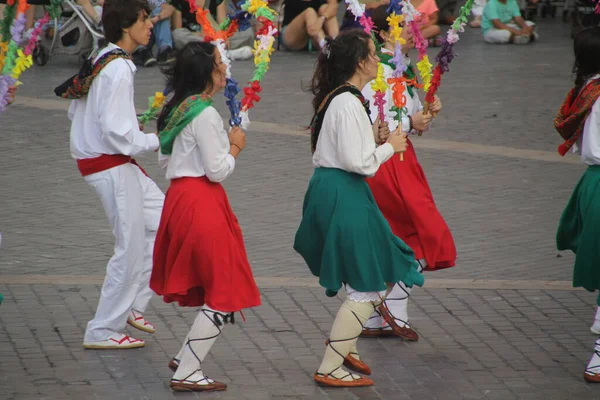 Traditioneller Baskischer Tanz Auf Einem Volksfest — Stockfoto