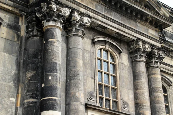 Almanya Nın Eski Dresden Kentindeki Anıtsal Mimari — Stok fotoğraf