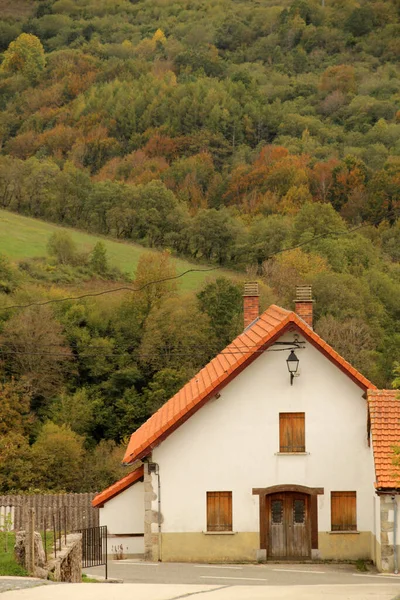 Typowy Baskijski Dom Południu Francji — Zdjęcie stockowe