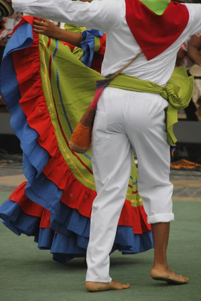 Kolombiya Halk Dansı Bir Sokak Festivalinde — Stok fotoğraf