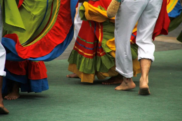 Kolumbijský Lidový Tanec Pouličním Festivalu — Stock fotografie