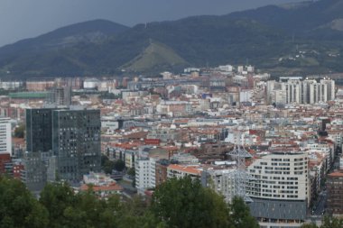 Bilbao şehrindeki şehir manzarası