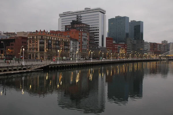 Edificio Quartiere Bilbao — Foto Stock