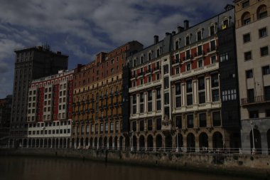 Bilbao şehrinin şehir manzarası