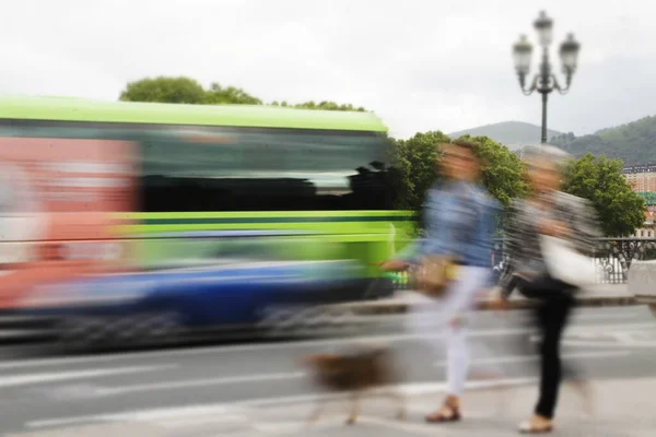 Tráfico Una Carretera Urbana — Foto de Stock