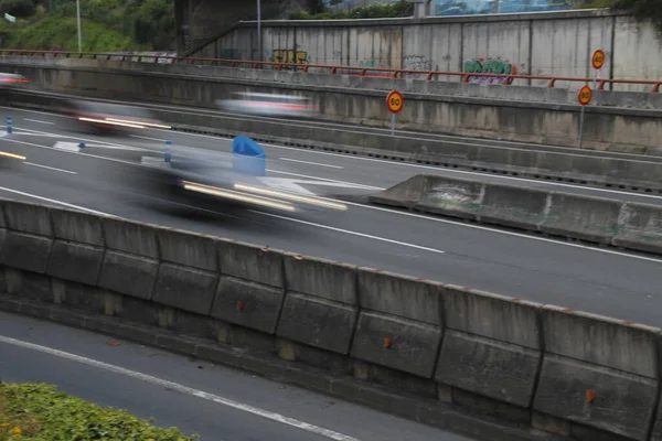 Tráfico Una Carretera Urbana — Foto de Stock