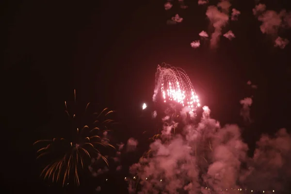 Exposición Fuegos Artificiales Por Noche — Foto de Stock