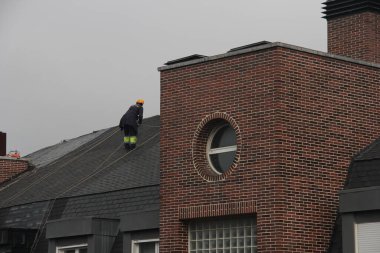 Kentsel bir çevrede inşaat alanı