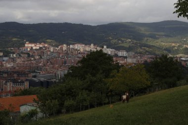 Bilbao mahallesinde bir bina.