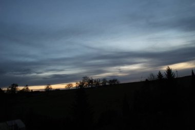 Geceleri Almanya 'nın iç kesimlerinde manzara