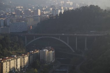 Bilbao şehrindeki şehir manzarası