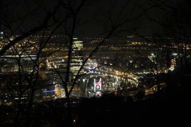Bilbao şehrindeki şehir manzarası