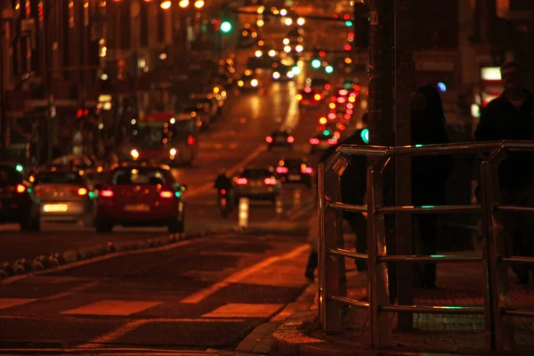 城市道路上的交通 — 图库照片
