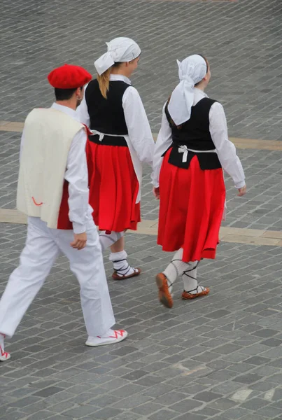 Baskická Lidová Taneční Výstava Pouličním Festivalu — Stock fotografie