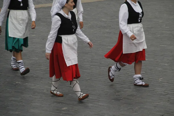 Baskisk Folkdansutställning Gatufestival — Stockfoto