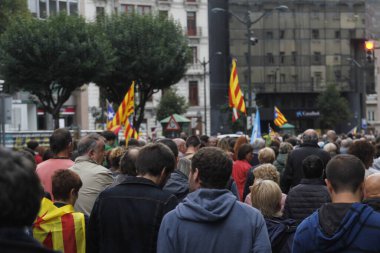 Bask Ülkesi ve Katalonya 'nın bağımsızlığını isteyen gösteri