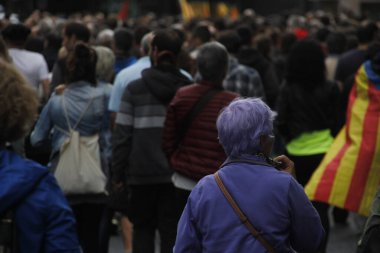 Bask Ülkesi ve Katalonya 'nın bağımsızlığını isteyen gösteri