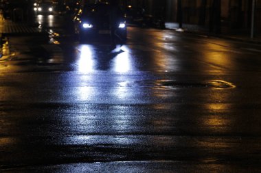 Bilbao şehrinde gece manzarası